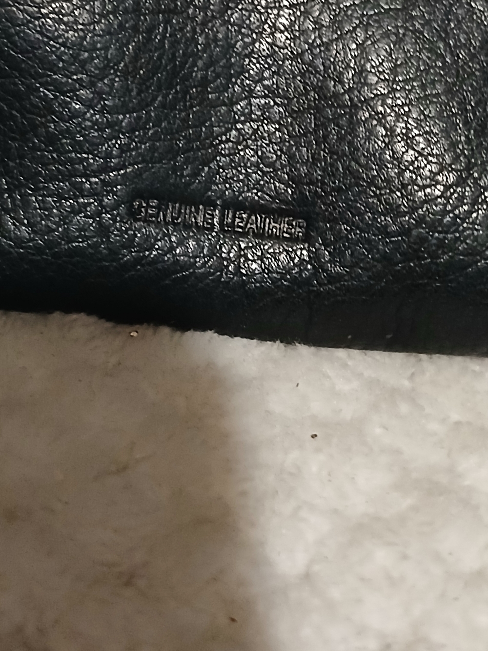 Fossil Black Leather Kiss-Lock Clutch - Picture 5 of 6